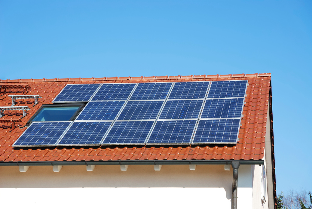 Roof with Photovoltaic System